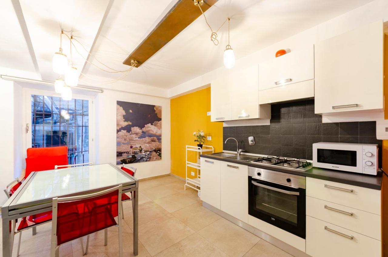 Joivy Vibrant Open-Plan Apt For 6 In Historic Centre Διαμέρισμα Γένοβα Εξωτερικό φωτογραφία