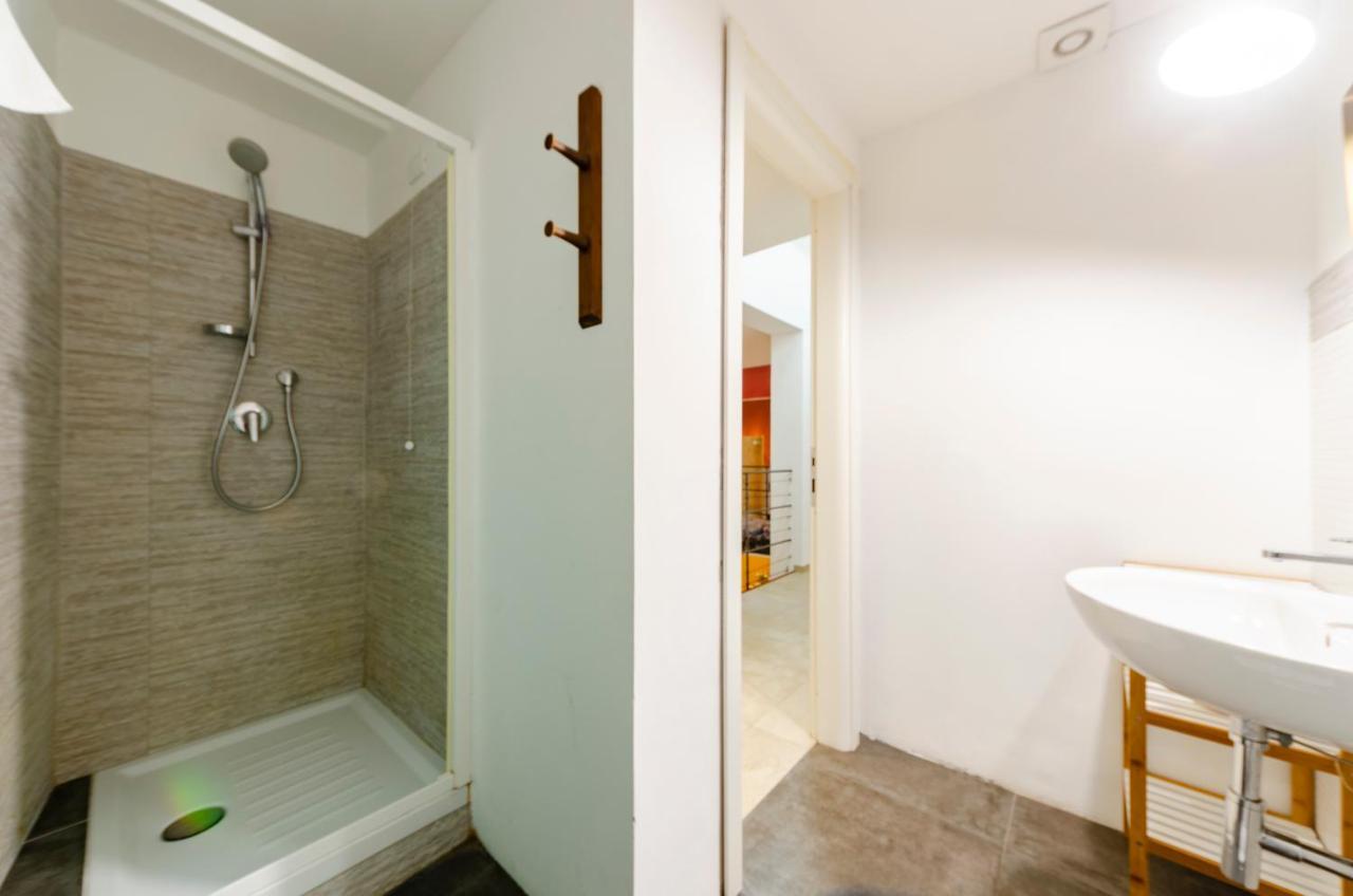 Joivy Vibrant Open-Plan Apt For 6 In Historic Centre Διαμέρισμα Γένοβα Εξωτερικό φωτογραφία