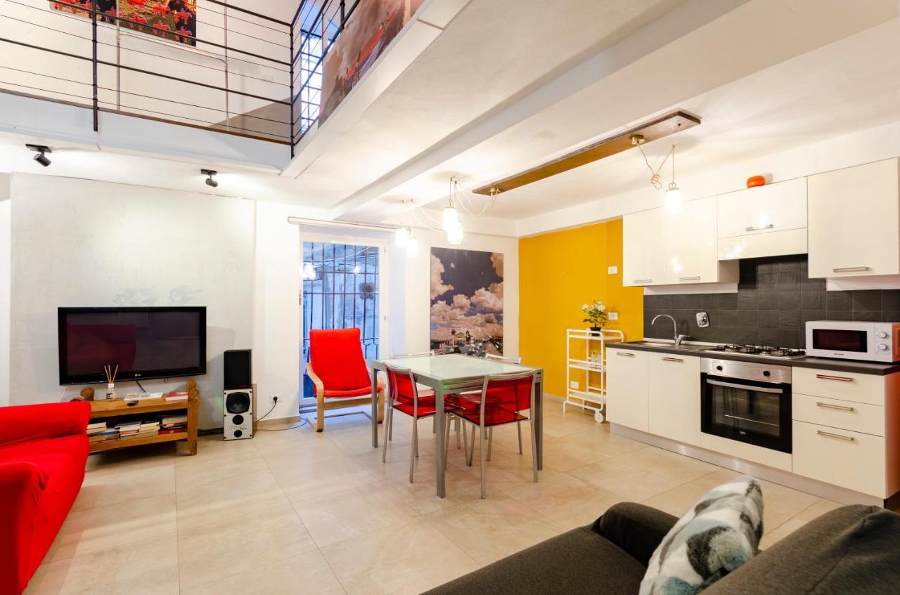 Joivy Vibrant Open-Plan Apt For 6 In Historic Centre Διαμέρισμα Γένοβα Εξωτερικό φωτογραφία